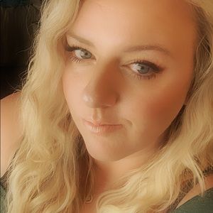 Meet your Posher, Kara